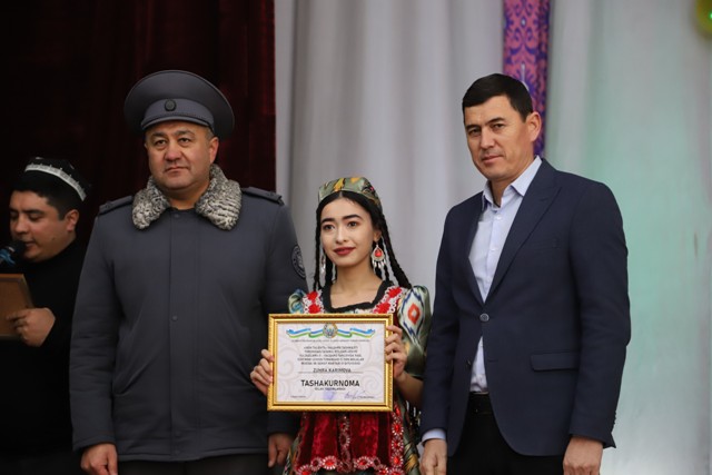 ОСИЁ ЮЛДУЗИГА АЙЛАНГАН АРНАСОЙЛИК ЁШЛАР
