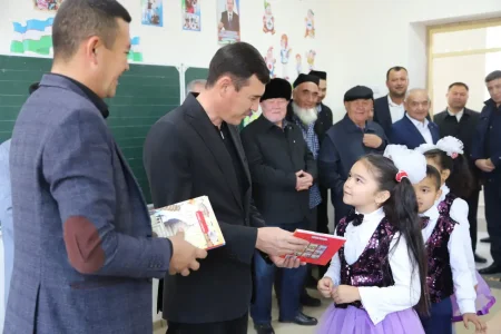 Arnasoyda 7-sonli umumtaʼlim maktabi yangi taʼmirdan chiqarilib foydalanishga topshirildi